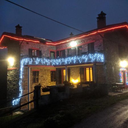 Albergo Diffuso Casa Delle Favole Ferriere Exteriér fotografie